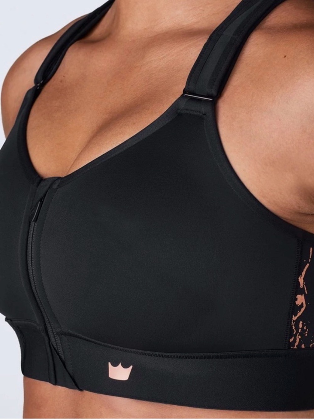 Shefit Ultimate sports bra women’s medium pads EUC